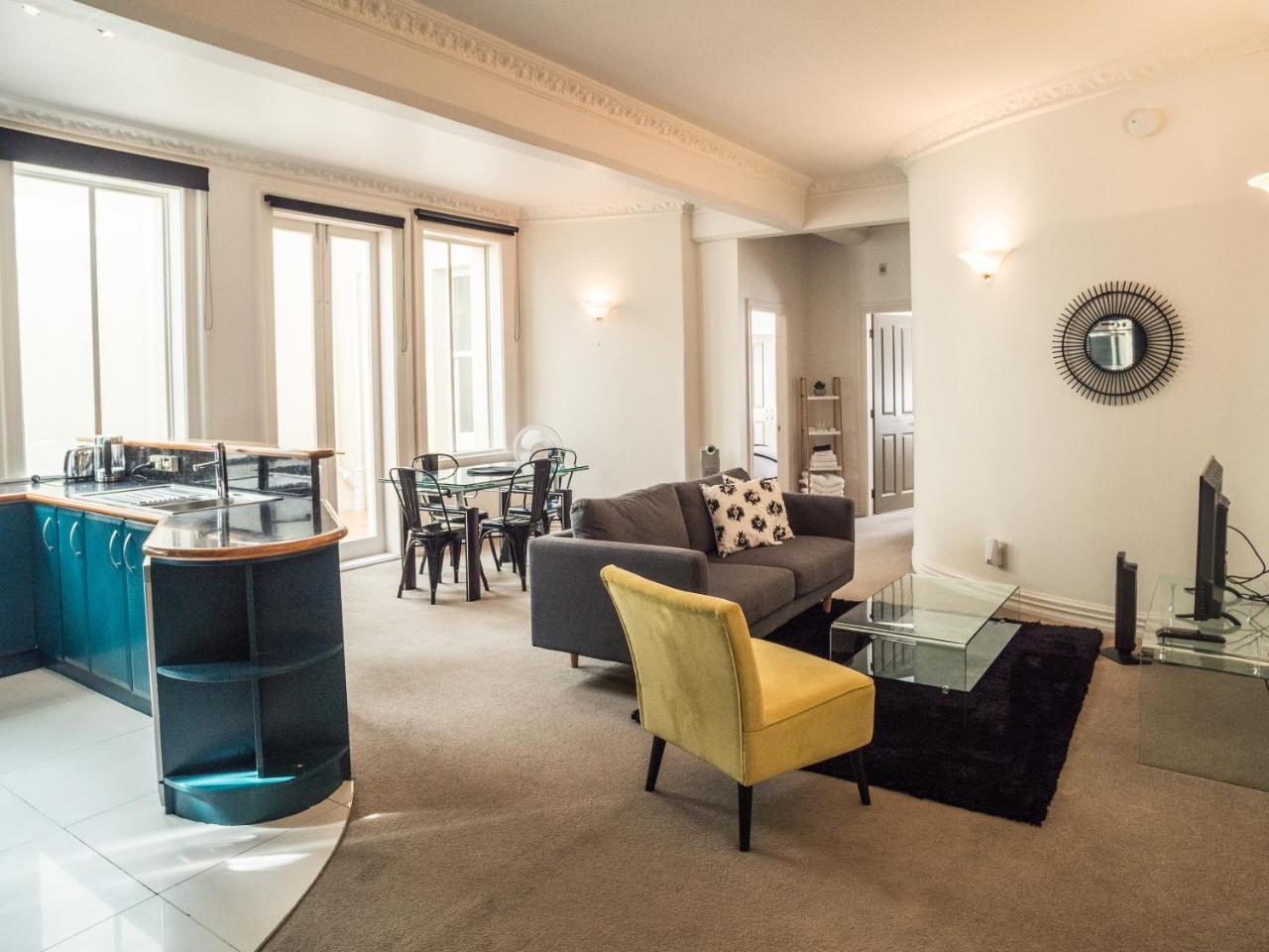 U Suites On Manners Wellington Bagian luar foto